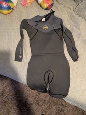 Complete bodyboard bundle. Wetsuit, board, hood, socks, leash, gloves and fins