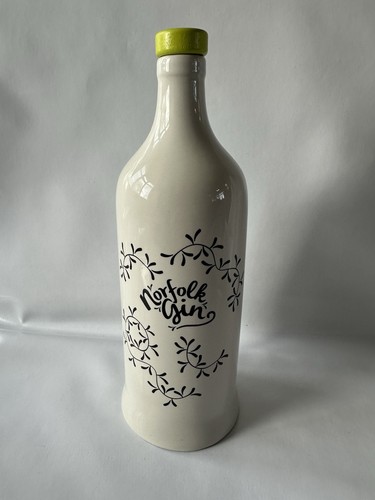 Wade norfolk gin - norfolk, shaped