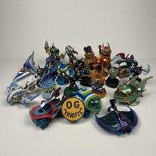 Skylanders Figures Lot of 22 -