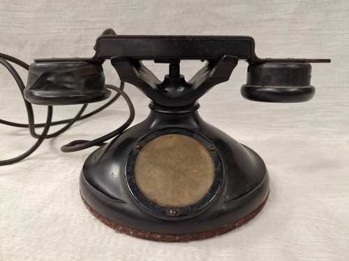 Vintage black bakelite - vintage,