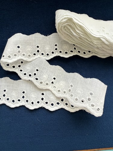 Approx vintage cotton - 4.5m,