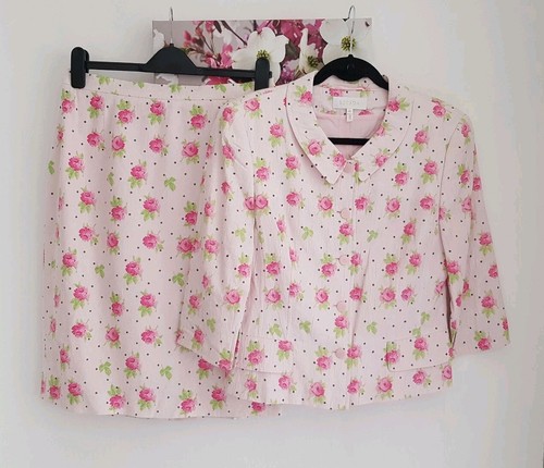 Escada pink rose polka - &, dot
