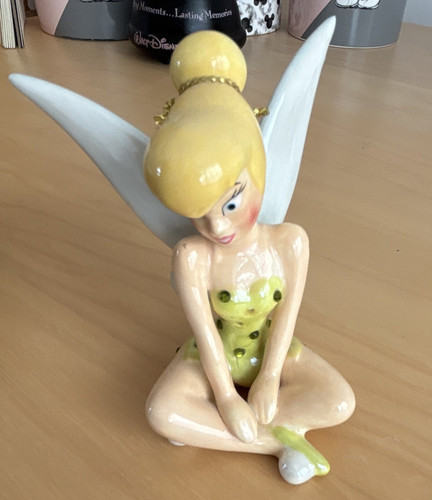 Disney tinker bell sitting - tinker,
