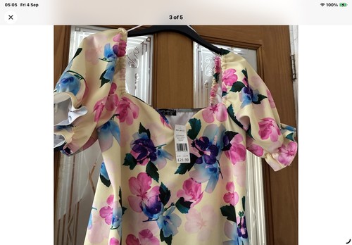 Stunning bnwt size yellow - 18,