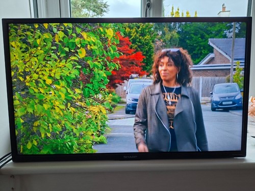 Sharp aquos lcd freeview - sharp,