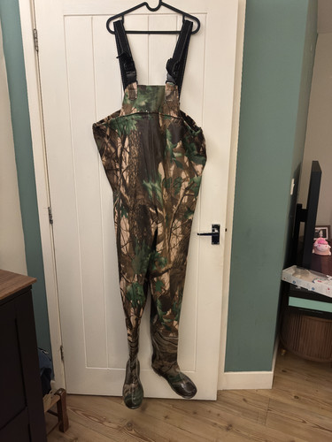 Waterproof camouflage chest - waterproof,