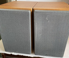 Hitachi AX-M71E Bookshelf Speakers 