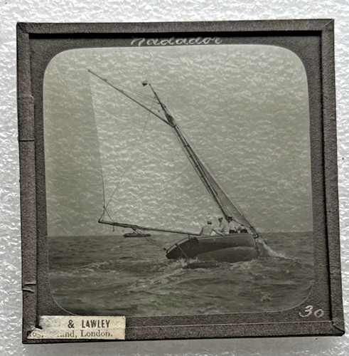 Magic lantern slide sailing - magic,