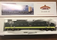 Bachmann 32-525DS Class 55 D9007 PINZA BR Two Tone Green With Sound. New