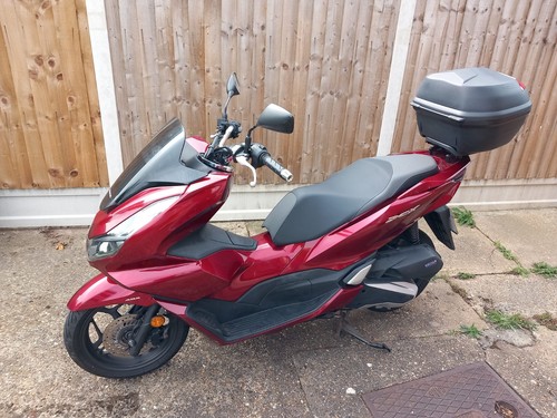 Honda pcx 125cc 2022 scooter - honda,