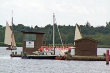 PHOTO  NORFOLK PUNT CLUB PONTOON BARTON BROAD ORIGINALLY BUILT FOR WILDFOWLING A