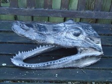 Crocodile Head Silver Figurine - Nice Display For Home / Restaurant / Alligator 
