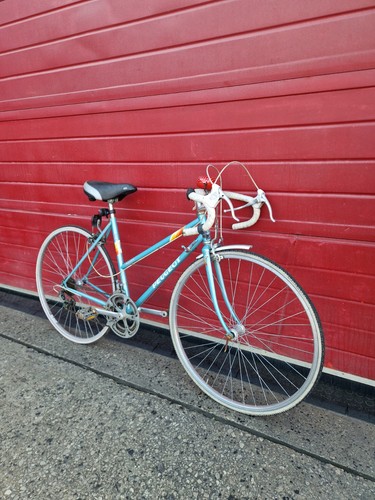 Vintage peugeot premiere - vintage,
