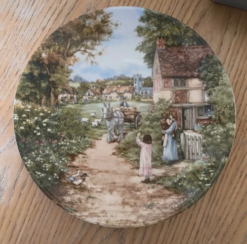New boxed antique wedgewood - boxed,