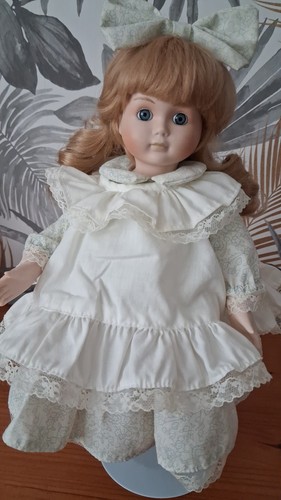 Vintage victoria impex corp - victoria,
