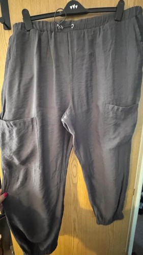 Papaya grey modern cuffed