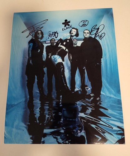 Wristmeetrazor signed photo - wristmeetrazor,