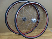 TRACK PISTA  FIXED 700c WHEELS
