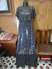 STUNNING FLATTERING STRETCHY
