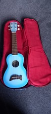 Makala Dolphin Soprano Ukulele Light Blue MK-SD/LBLBURST