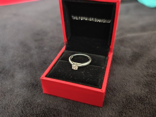 White gold engagement - ct,