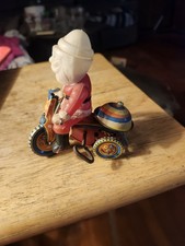 Vintage Suzuki Wind-up Santa