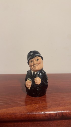 Royal doulton toby jug - doulton,
