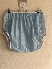 82  Baby Blue Snap On Plastic