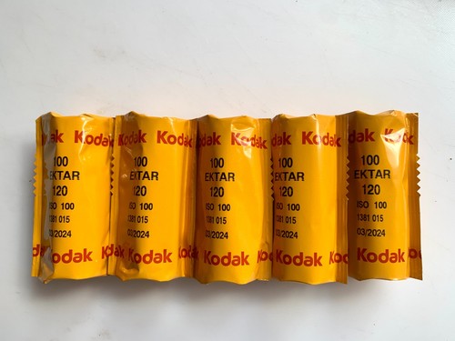 Kodak ektar 120 - colour, film