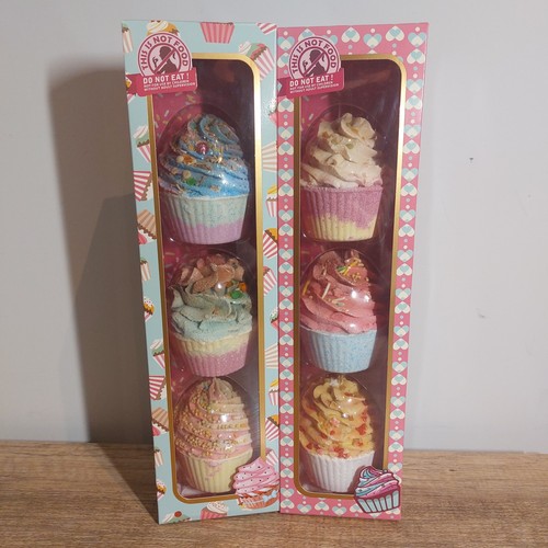 Winter venice cupcake - venice,