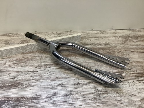 Akisu landing gear style - akisu, fork
