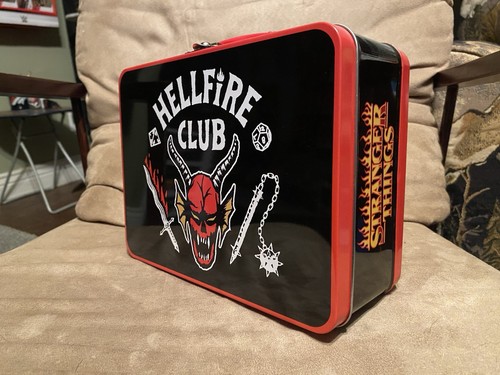Stranger things hellfire club - things,