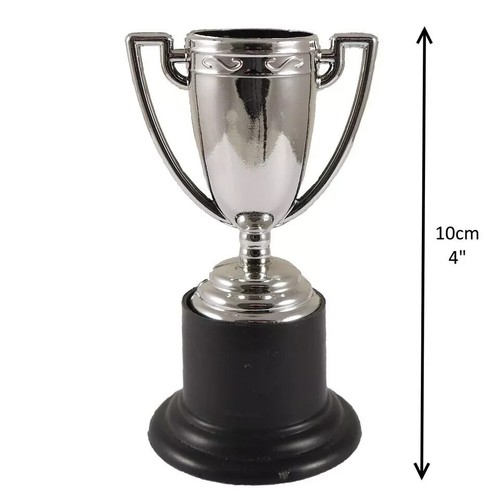 Gold silver trophy plastic - silver,