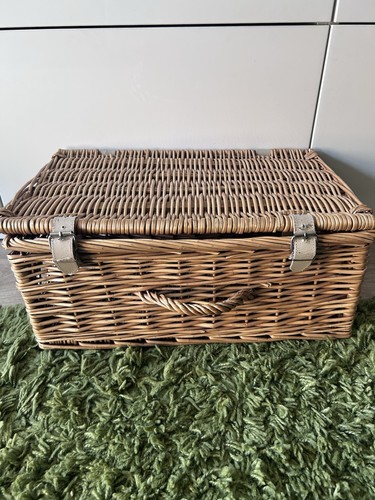 Todhunter wicker picnic basket - wicker,