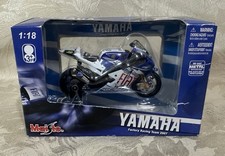 Yamaha Maisto 1:18 Model Motorbike Valentino Rossi Yamaha YZR-M1 Fiat - 2007