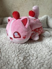 Aphmau MeeMeows Cherry Cupcake