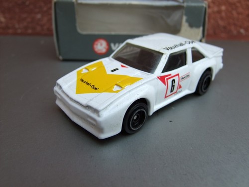 Opel manta 400 corgi 1 - manta,