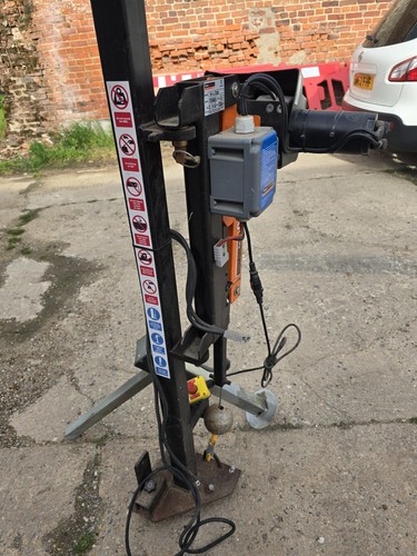 Hydraulic crane swing lift - hydraulic,