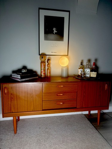 Brown wood mid - wood, modern