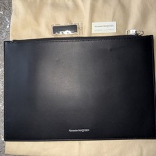 Alexander McQueen Clutch Color