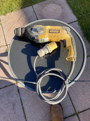 Dewalt d25113 110v sds - d25113,