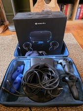 Oculus Rift S Virtual Reality Headset w carry case
