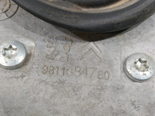 9811384780 front windscreen