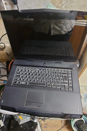 Alienware m15x gaming laptop - gaming,