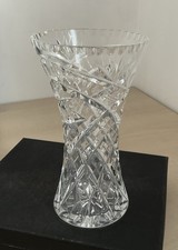 Quality heavy cut crystal traditional vase – Waisted trumpet shape. 21cm tall