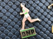  pins pin BADGE VARIOUS BANK