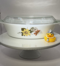 Pyrex JAJ Autumn Glory Oval