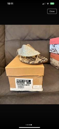 Russell bromley - russell, &