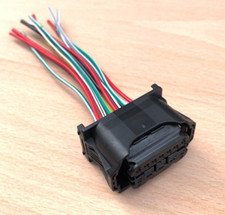 BMW F21 F45 F30 F31 F36 F11 F13 F01 F48 F25 F2 F15 F16 Headlight Plug 12 Pin LED