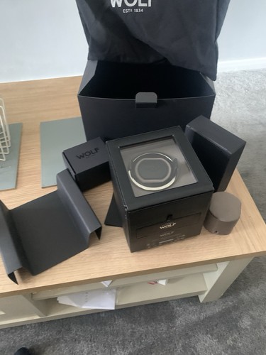 Wolf watch winder - wolf,